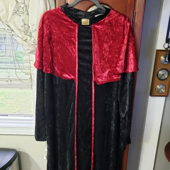 Spirit Halloween Adult Missionary Costume | One Size Fits Most - Picture 3 of 10